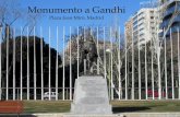 Monumento a Gandhi · nacimiento, Mahatma Gandhi se encuentra en la plaza Joan Miró, en el exterior del Palacio de Congresos. La reina Sofía presidió la ceremonia de inauguración,